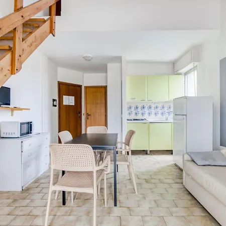 Appartement Gorgeous In With Swimming Pool Loano