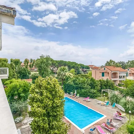 Gorgeous In With Swimming Pool Appartement *