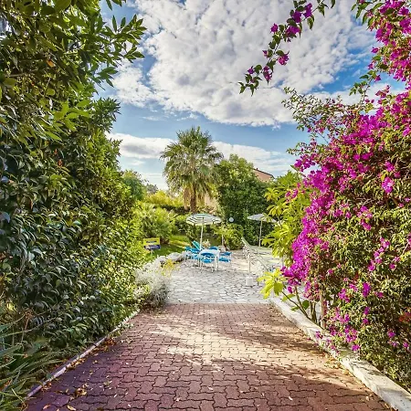 Appartement Gorgeous In With Swimming Pool *